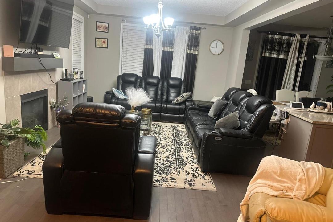 Photo of Livingroom in Airdrie