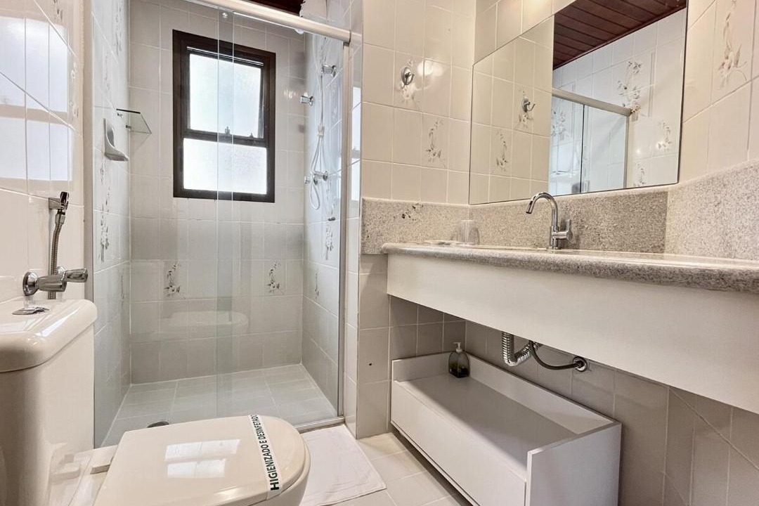 Photo of Bathroom in Nova Nazare