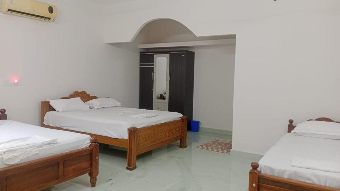Photo of Bedroom in Palayankottai