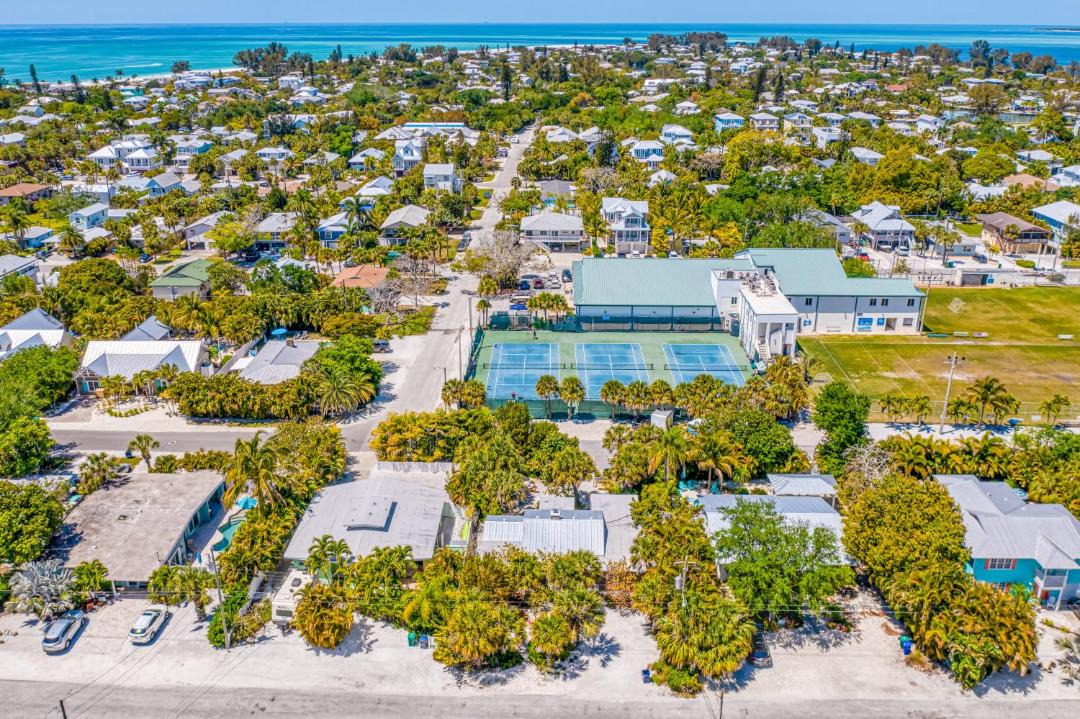 Photo of Others in Anna Maria