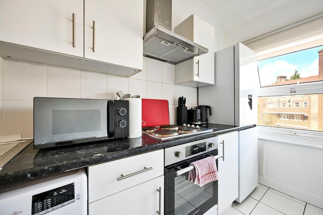 Photo of Kitchen in Cantelowes