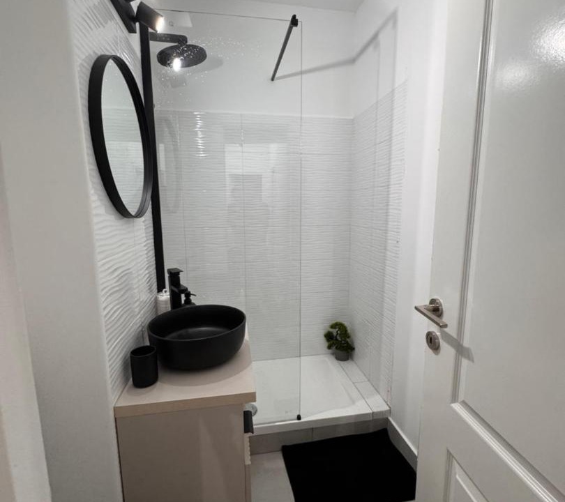 Photo of Bathroom in Calimanesti