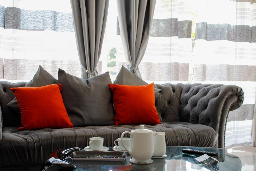 Photo of Livingroom in Rainham