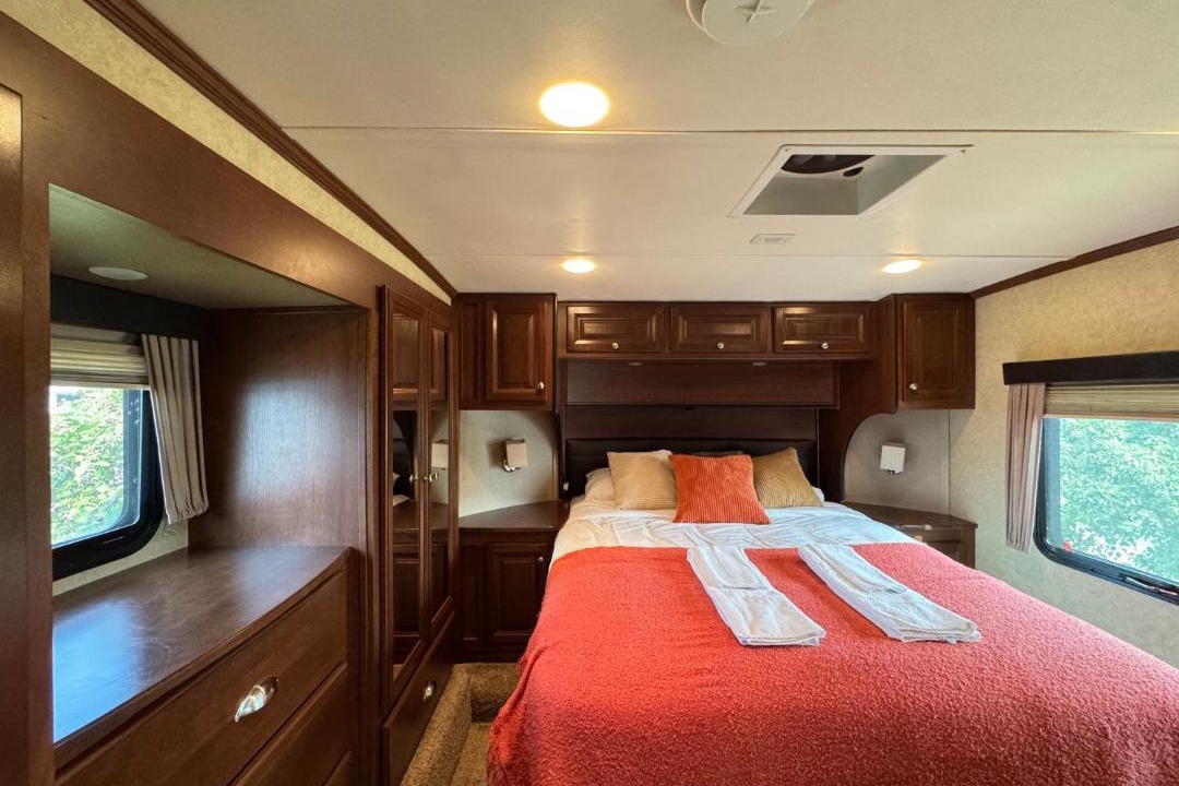 Photo of Bedroom in Stettler