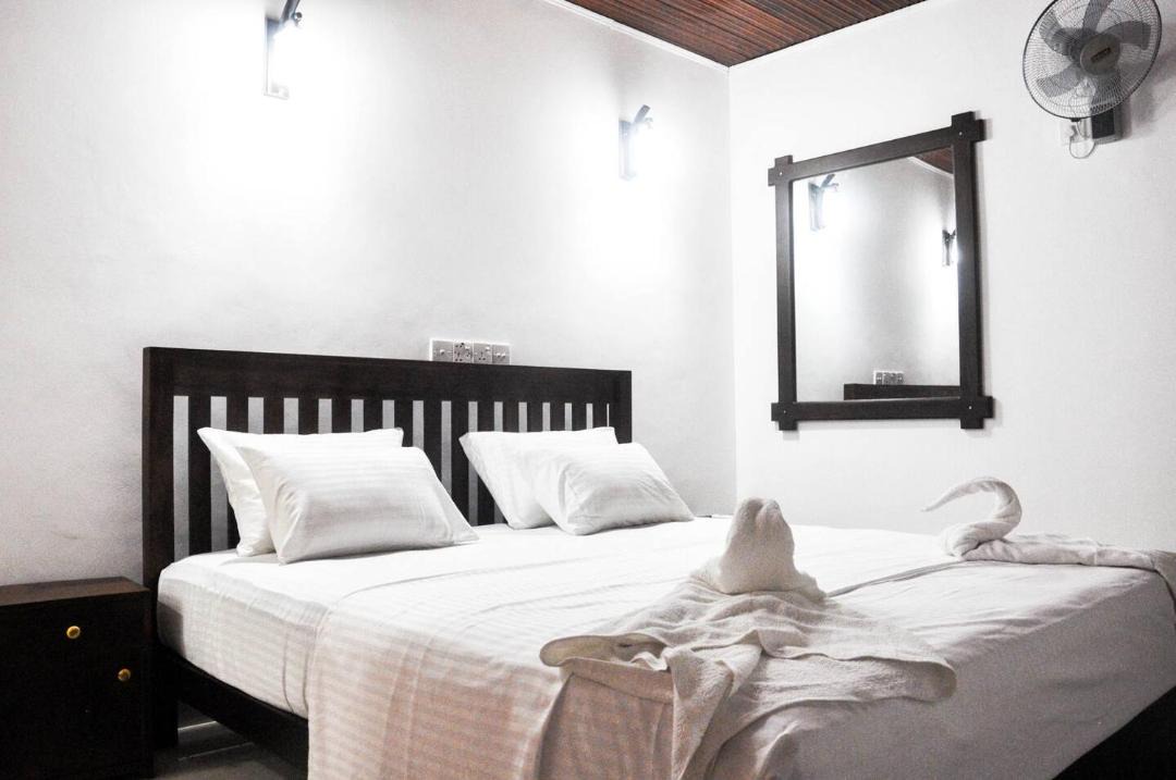 Photo of Bedroom in Debarawewa