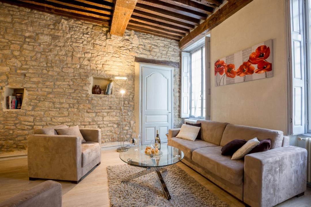 Photo of Livingroom in Beaune City Centre