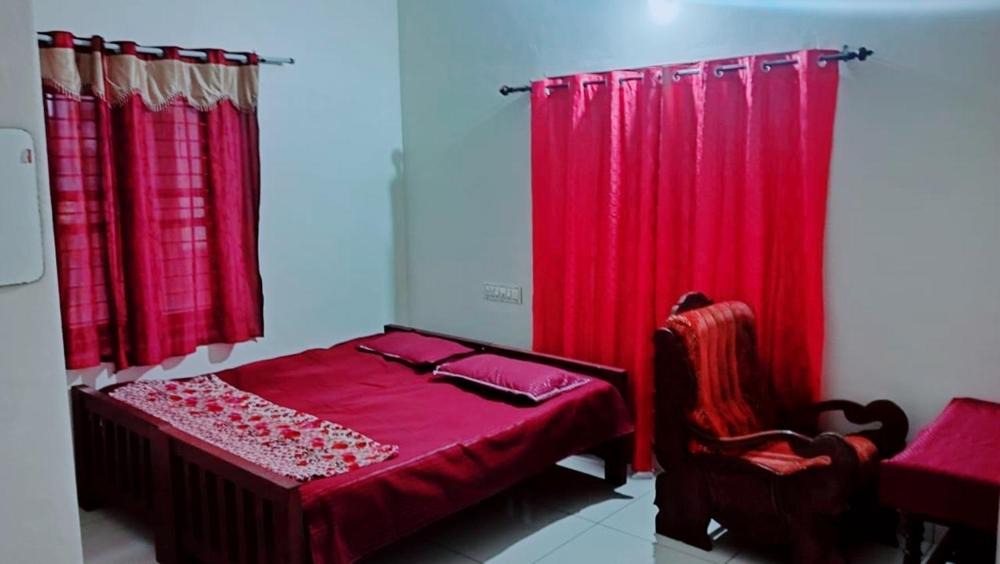 Photo of Bedroom in Poovar