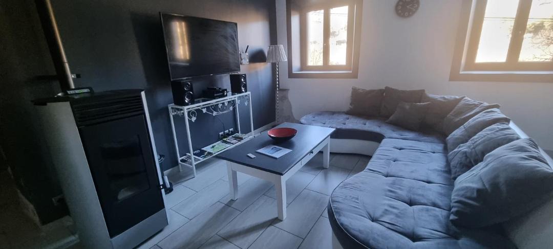 Photo of Livingroom in Usclades-et-Rieutord
