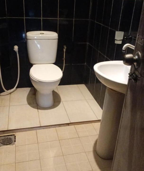 Photo of Bathroom in Kirinda