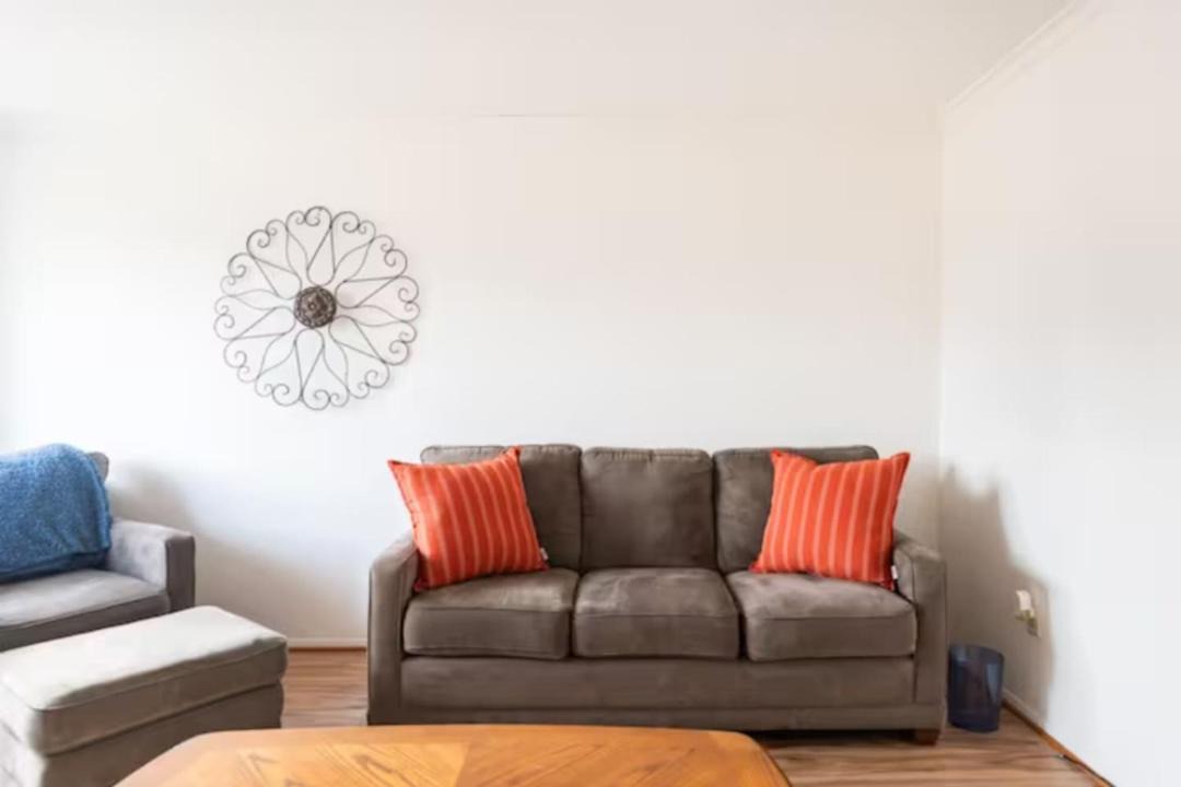 Photo of Livingroom in Livonia
