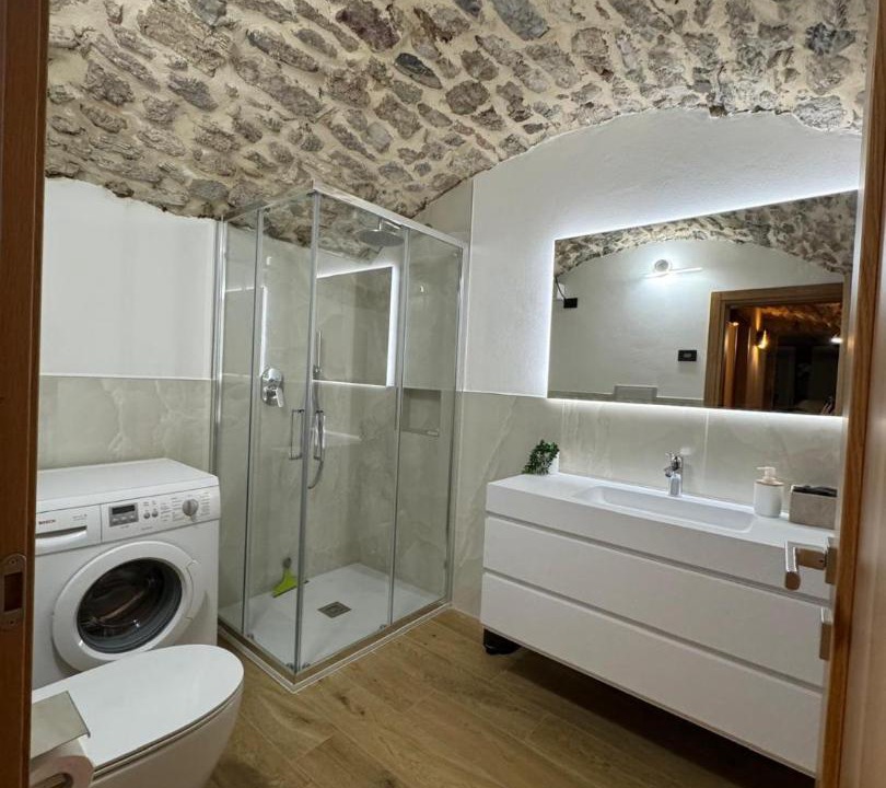 Photo of Bathroom in Gardola