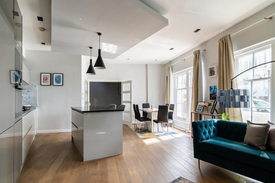 Photo of Livingroom in Cantelowes