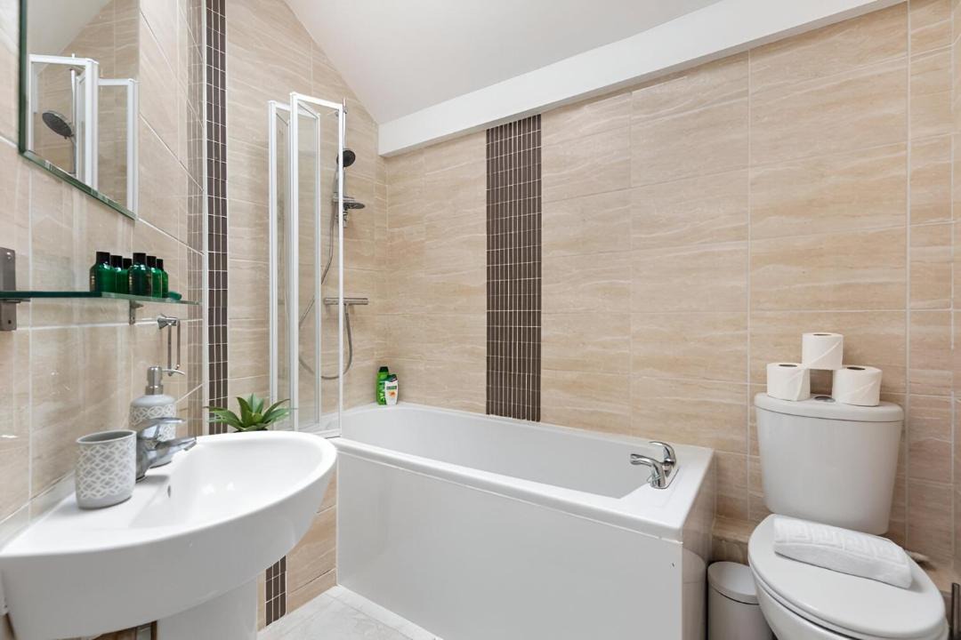 Photo of Bathroom in Barbican