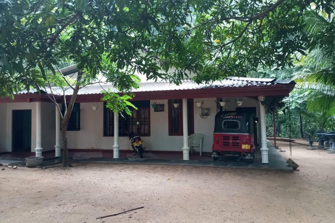 Photo of Others in Rambukkana