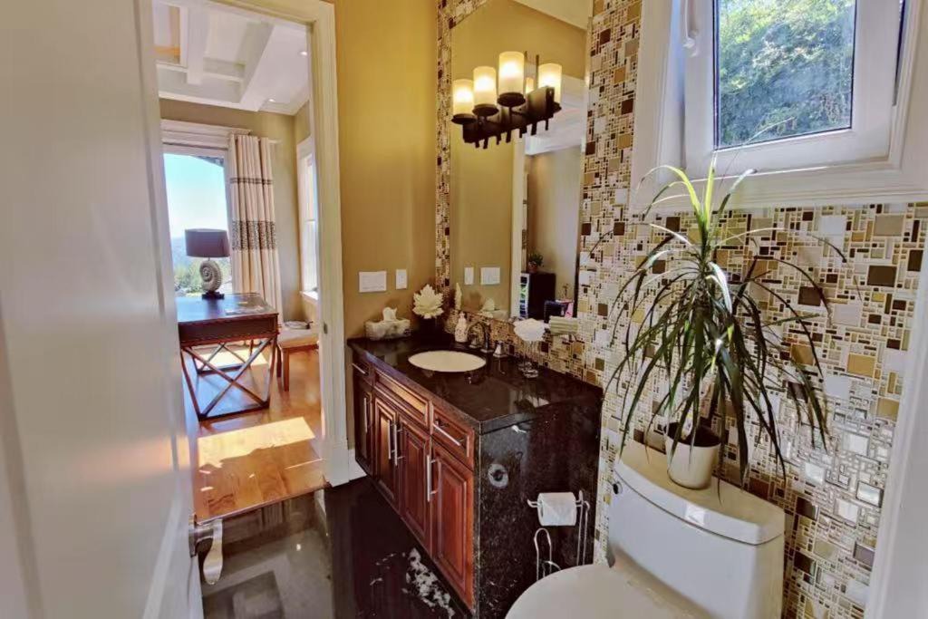 Photo of Bathroom in West Vancouver