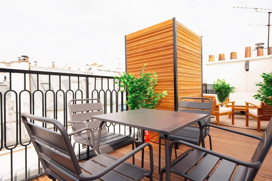 Photo of Patio Balcony in Quartier de la Place-Vendome