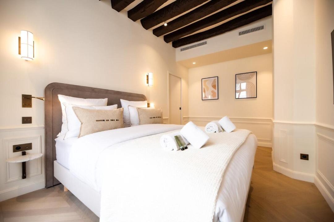 Photo of Bedroom in Quartier de la Place-Vendome