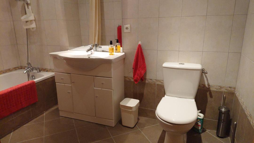 Photo of Bathroom in Caunes-Minervois