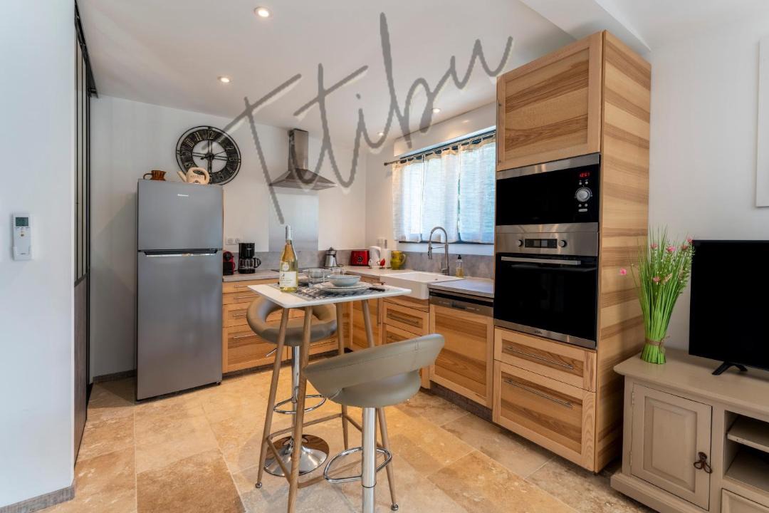 Photo of Kitchen in Saint-Paulet-de-Caisson