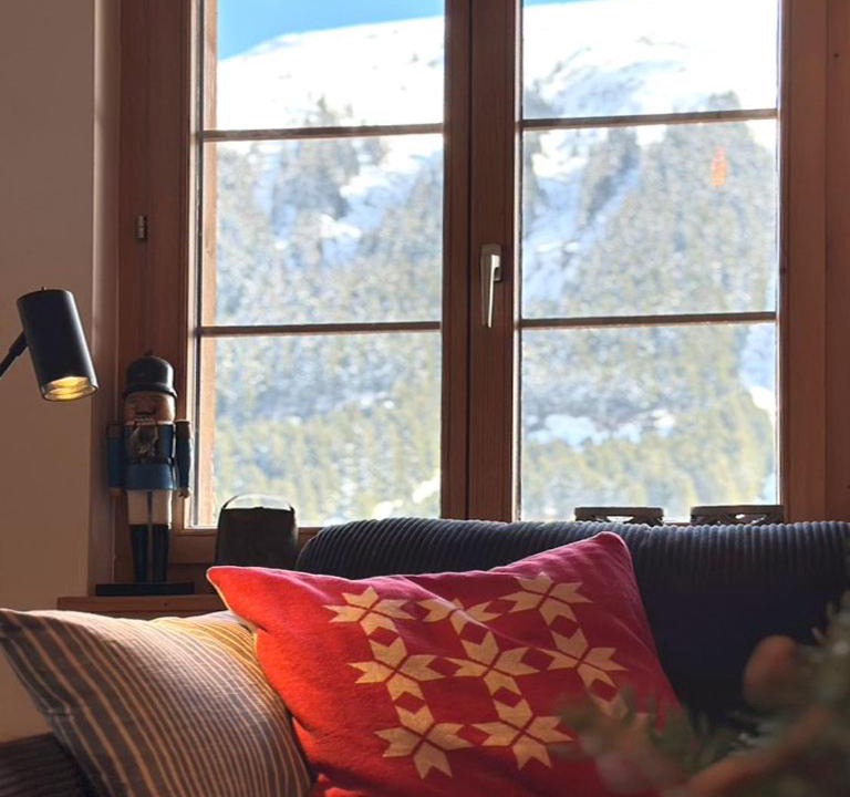 Photo of Livingroom in Tujetsch