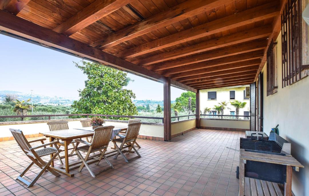 Photo of Patio Balcony in Calmasino