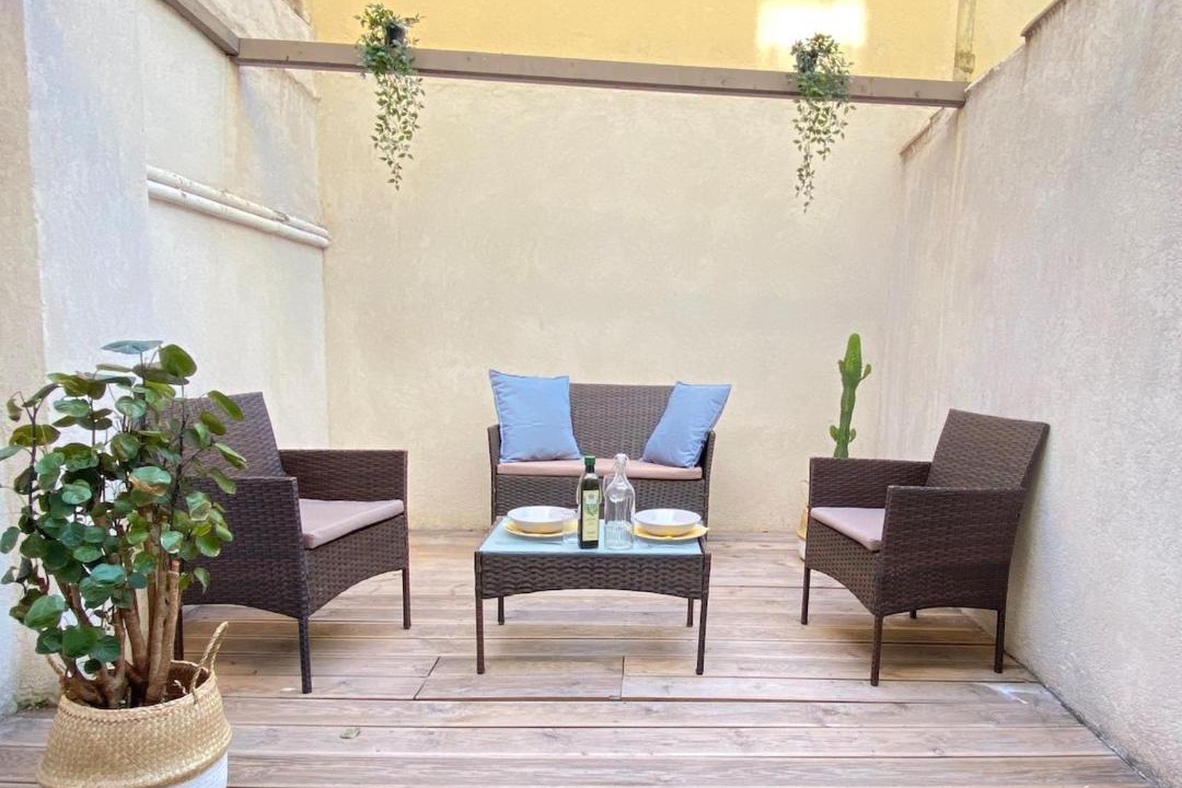 Photo of Patio Balcony in Menpenti
