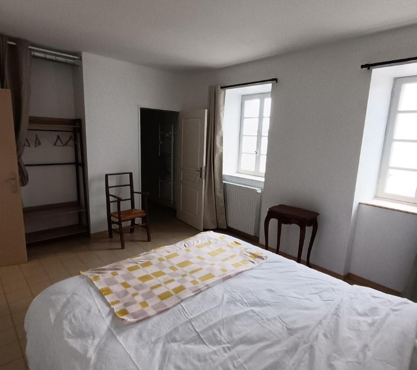 Photo of Bedroom in Saint-Alban-sur-Limagnole