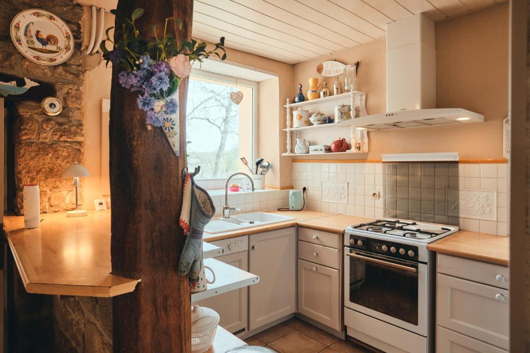 Photo of Kitchen in Plougoulm