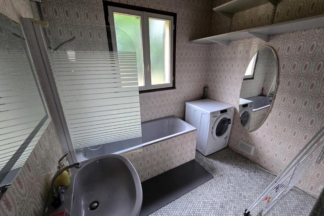 Photo of Bathroom in Poilly-lez-Gien