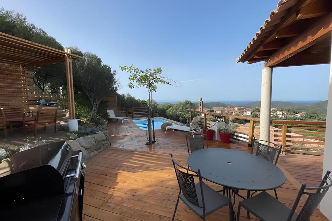 Photo of Patio Balcony in Monacia-d'Aullene