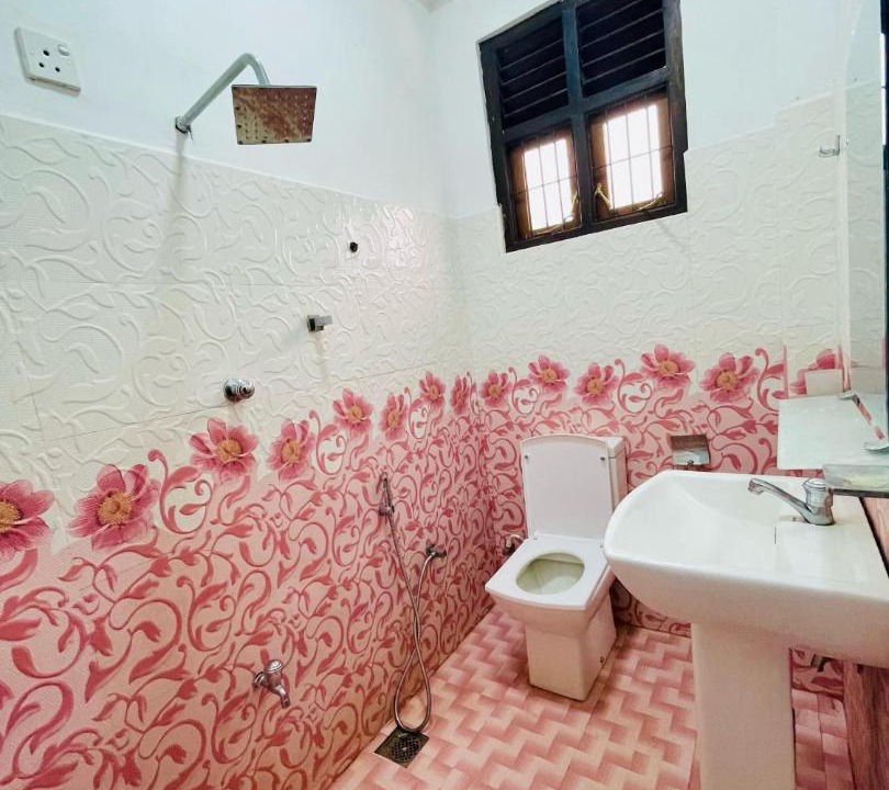 Photo of Bathroom in Hildummulla