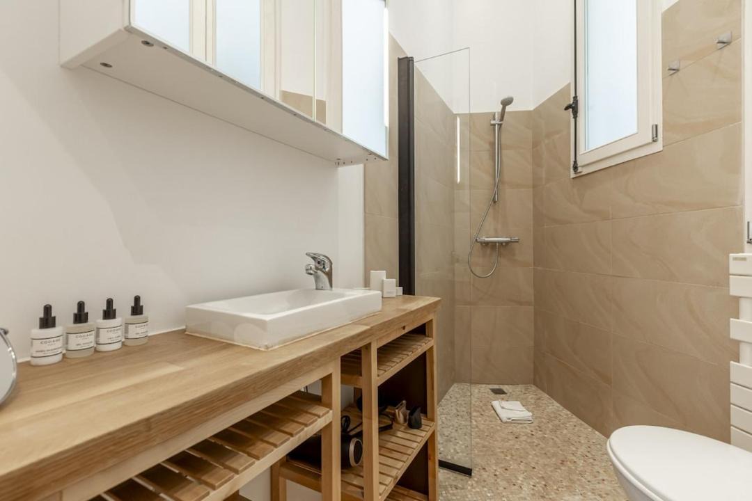 Photo of Bathroom in Faubourg-du-Roule