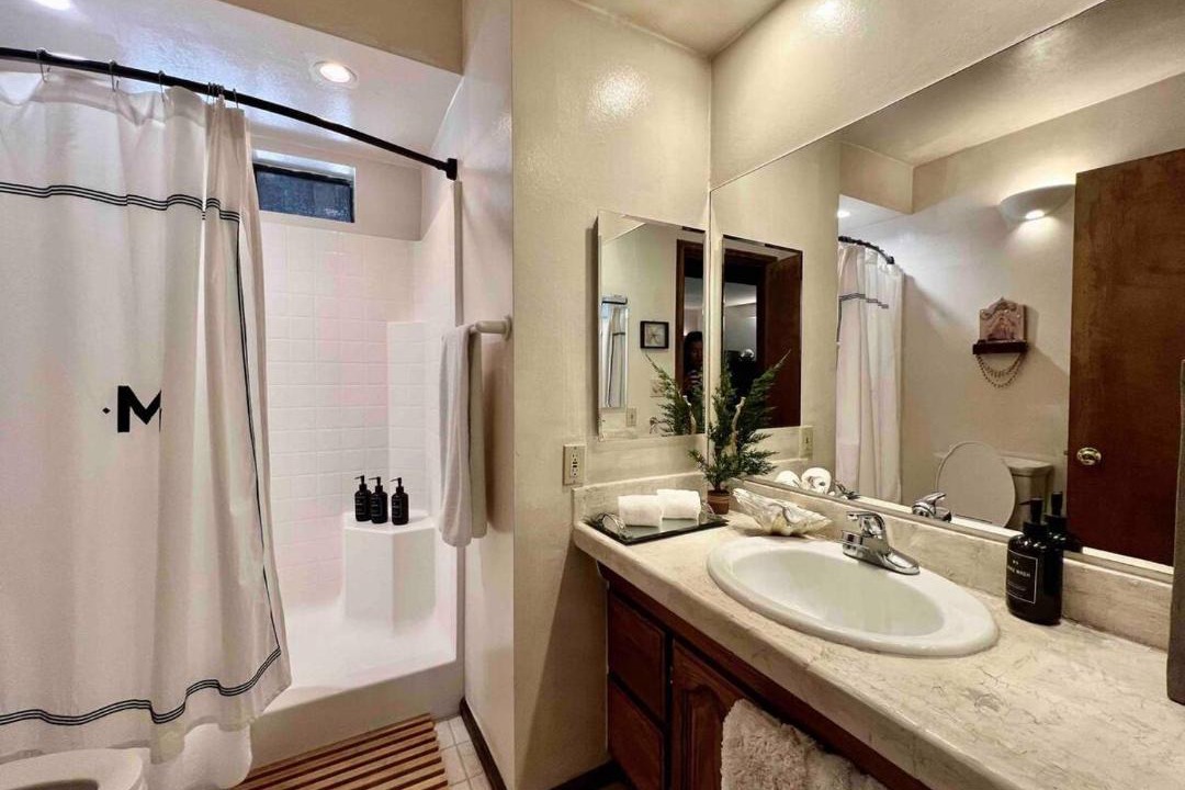 Photo of Bathroom in Pine Mountain Club