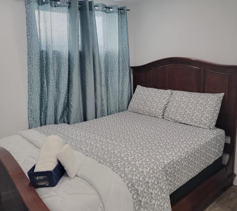 Photo of Bedroom in Aylmer