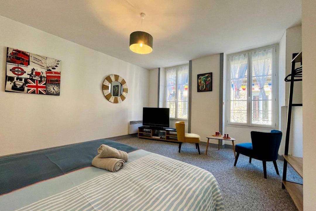 Photo of Bedroom in Carentan