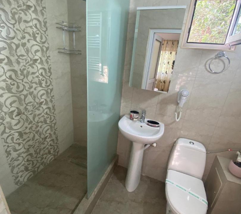 Photo of Bathroom in Saturn