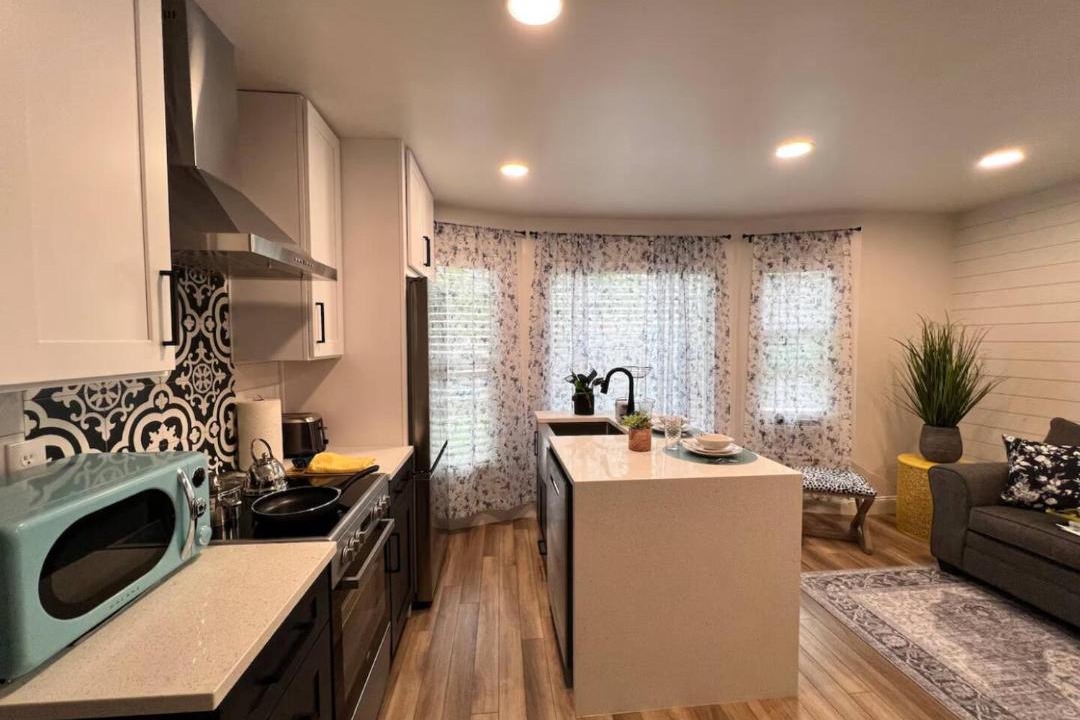 Photo of Kitchen in Cliff - Cannon