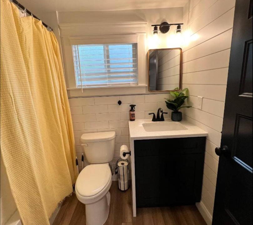 Photo of Bathroom in Cliff - Cannon
