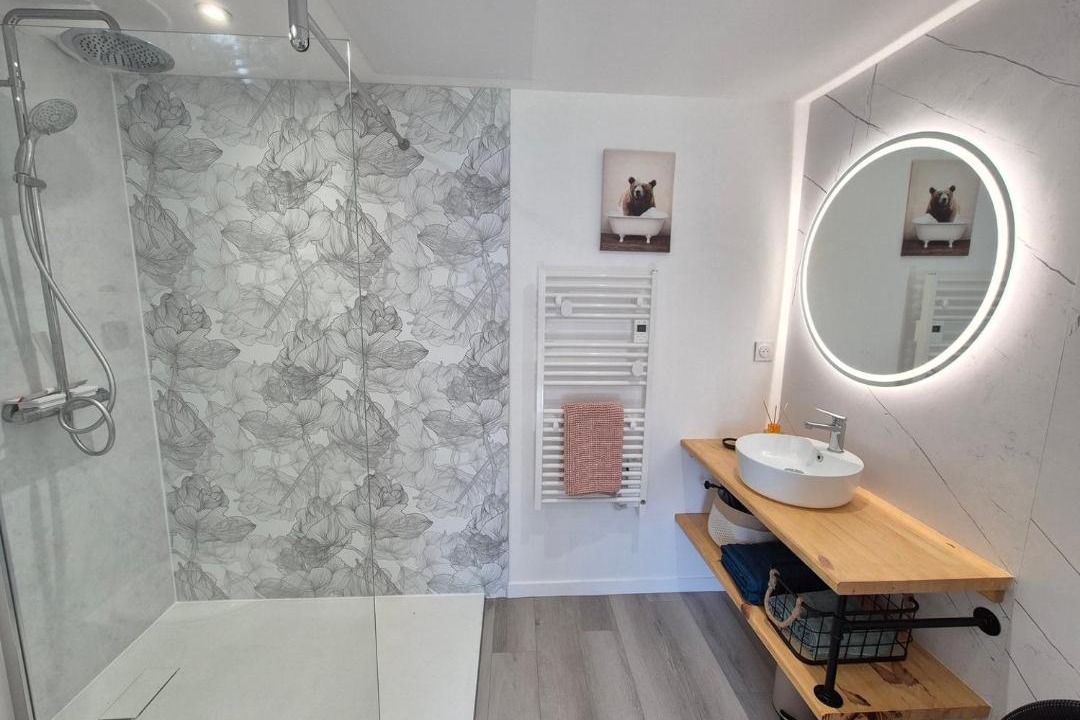 Photo of Bathroom in Cholet