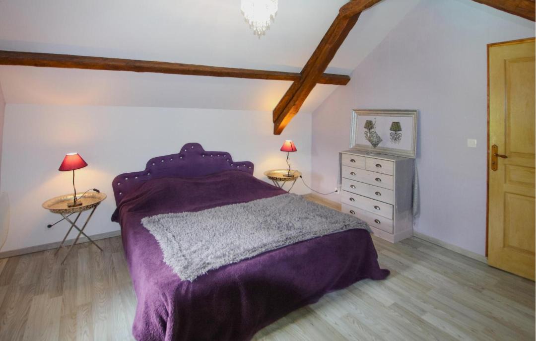 Photo of Bedroom in Pont-de-Labeaume