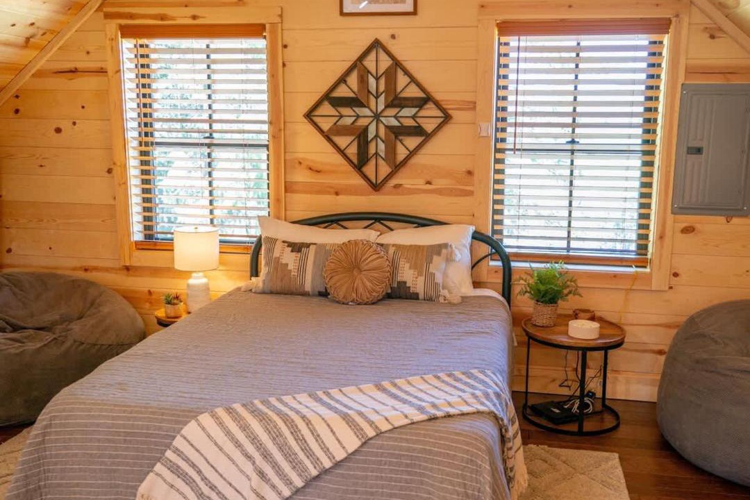 Photo of Bedroom in Harvard
