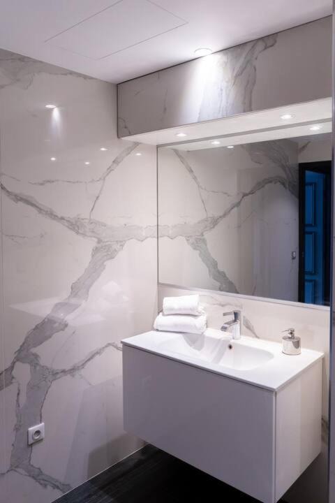 Photo of Bathroom in Faubourg-du-Roule