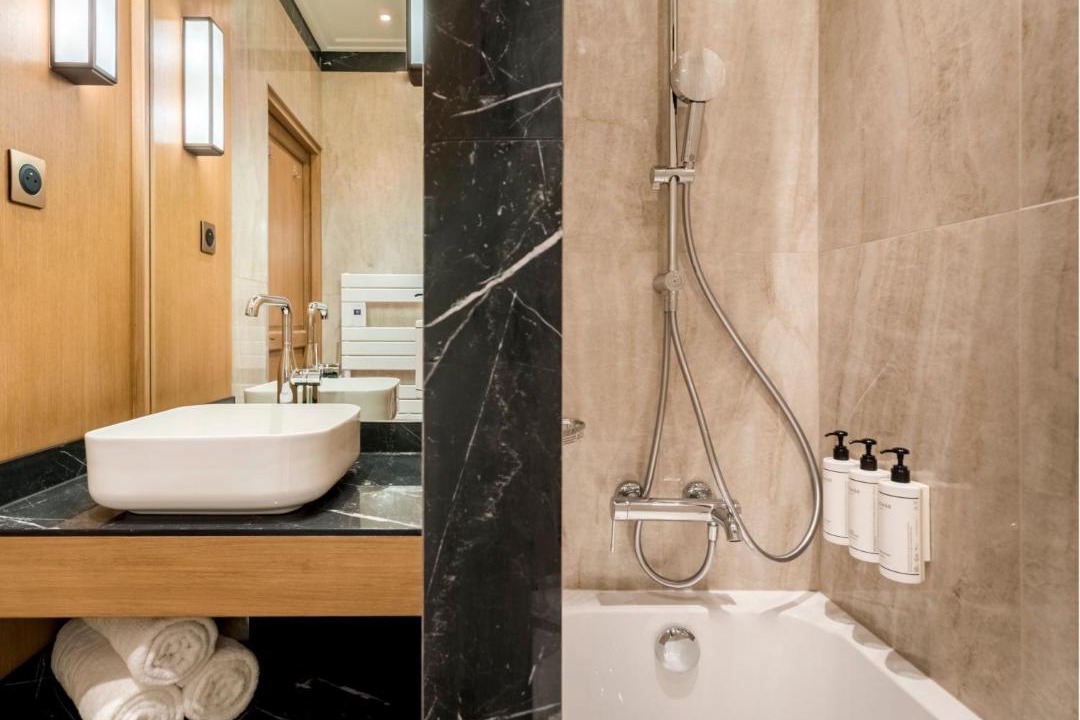 Photo of Bathroom in Grenelle
