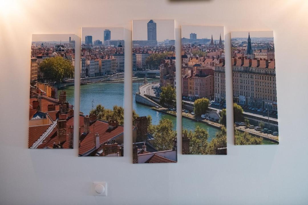 Photo of Others in Old Lyon
