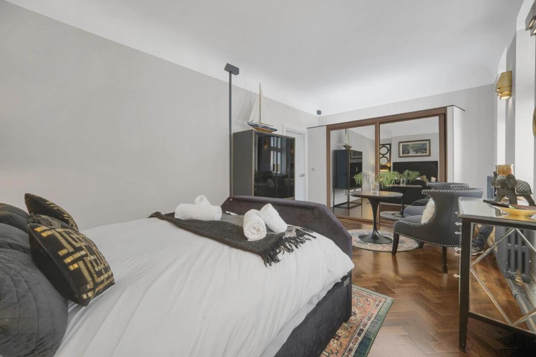 Photo of Bedroom in Castle