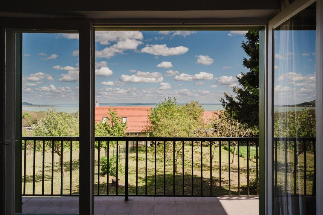 Photo of Patio Balcony in Pusztavacs
