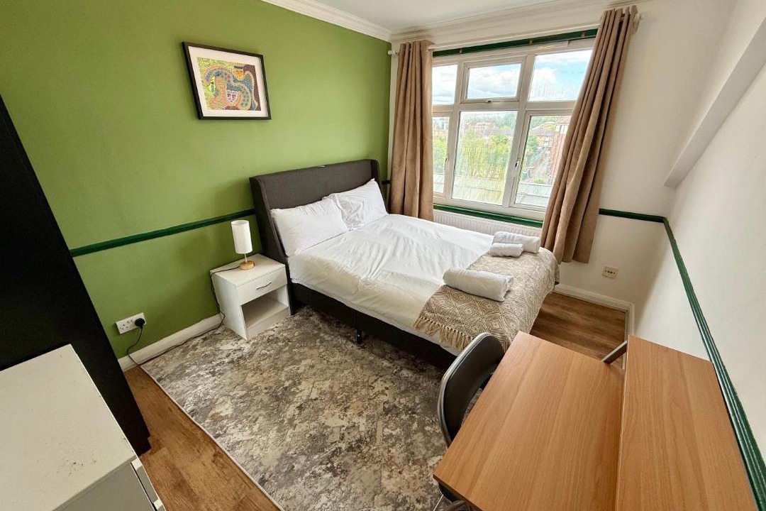 Photo of Bedroom in Shacklewell