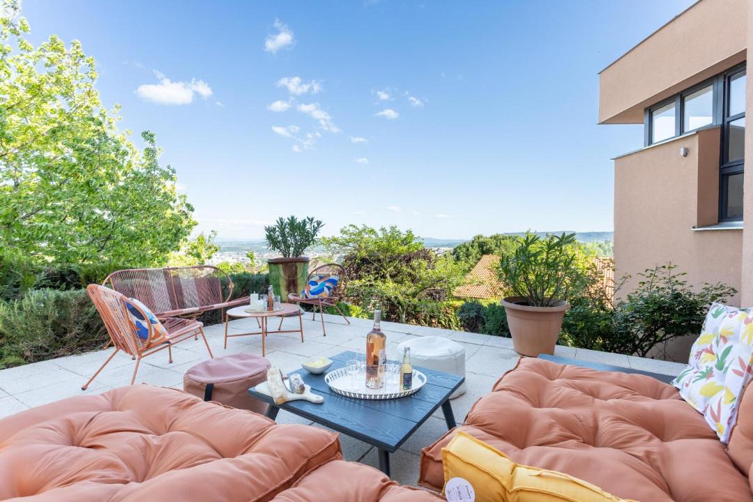 Photo of Patio Balcony in La Glaciere
