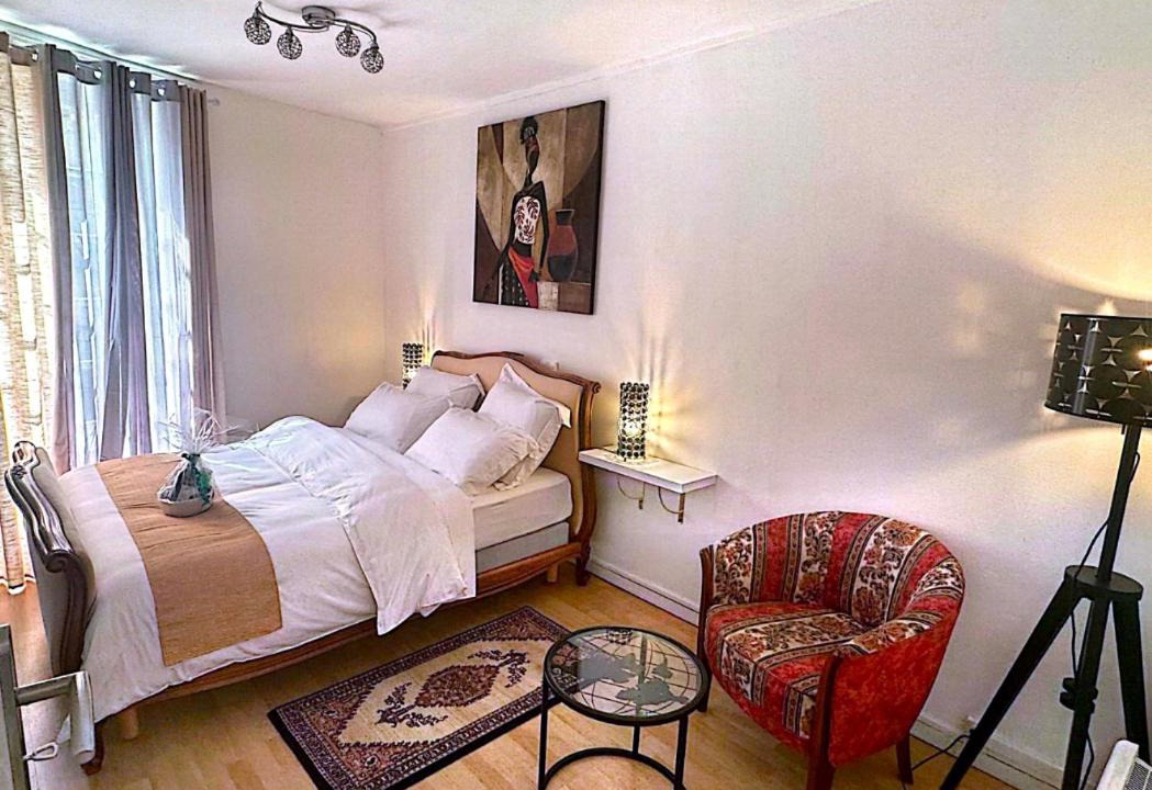 Photo of Bedroom in Villedieu-les-Poeles