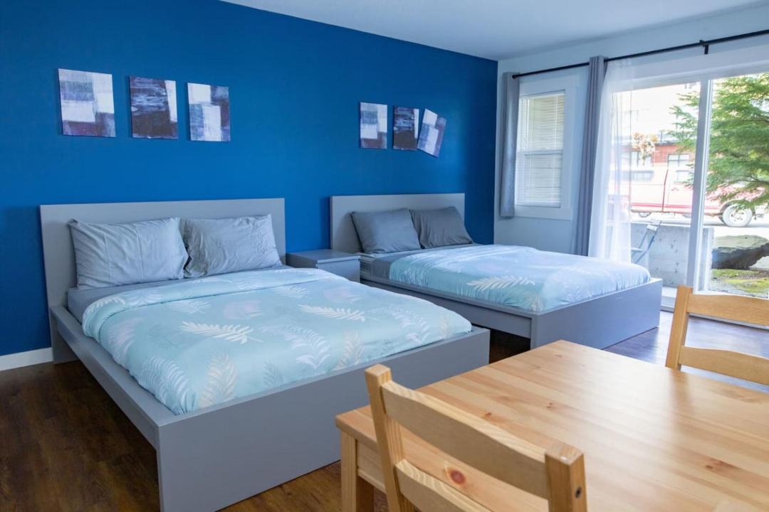Photo of Bedroom in Harrison Hot Springs